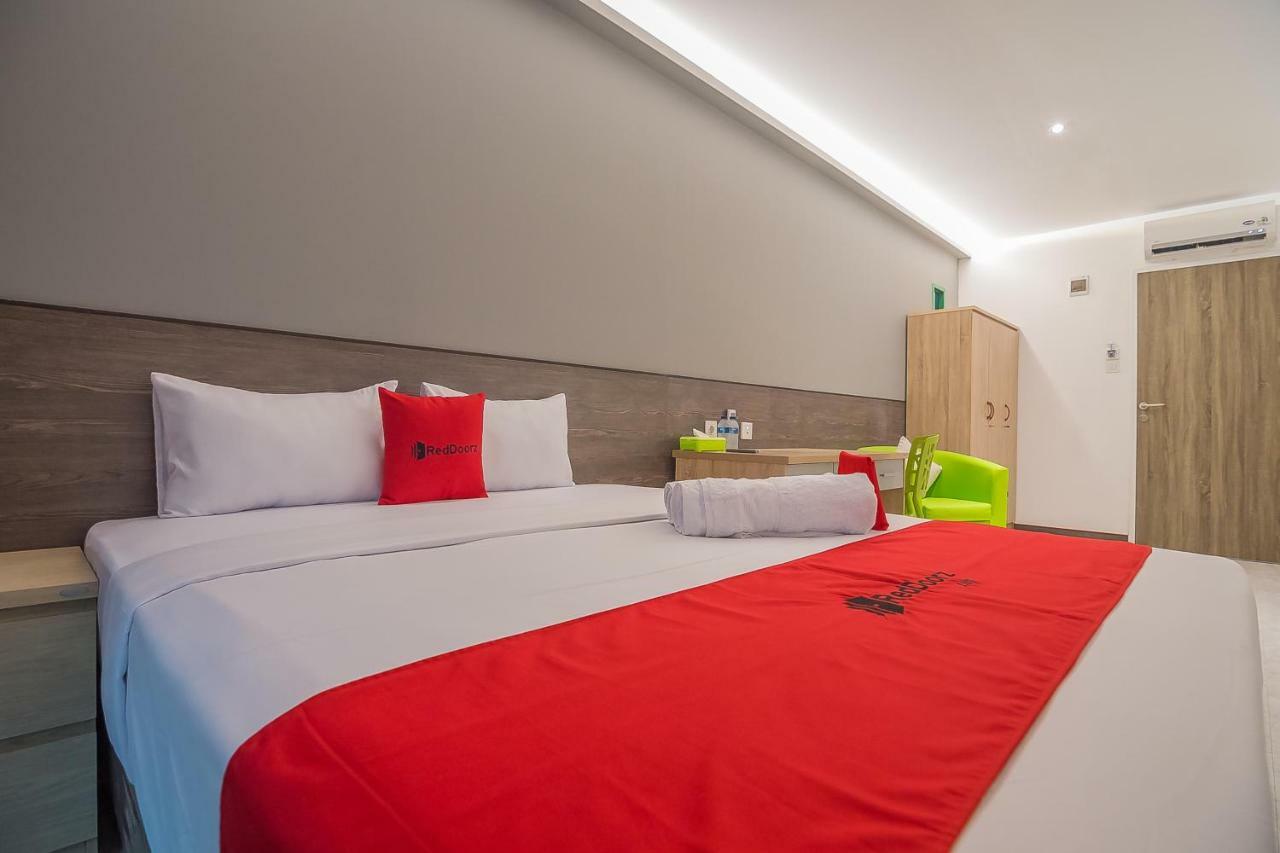 Reddoorz Near Taman Rejomulyo Hotel Semarang Exterior photo